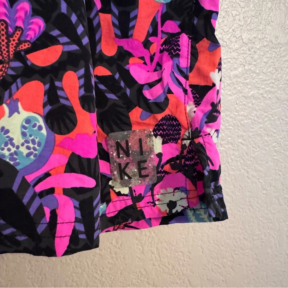 Nike Men's‎ Electric Floral 5